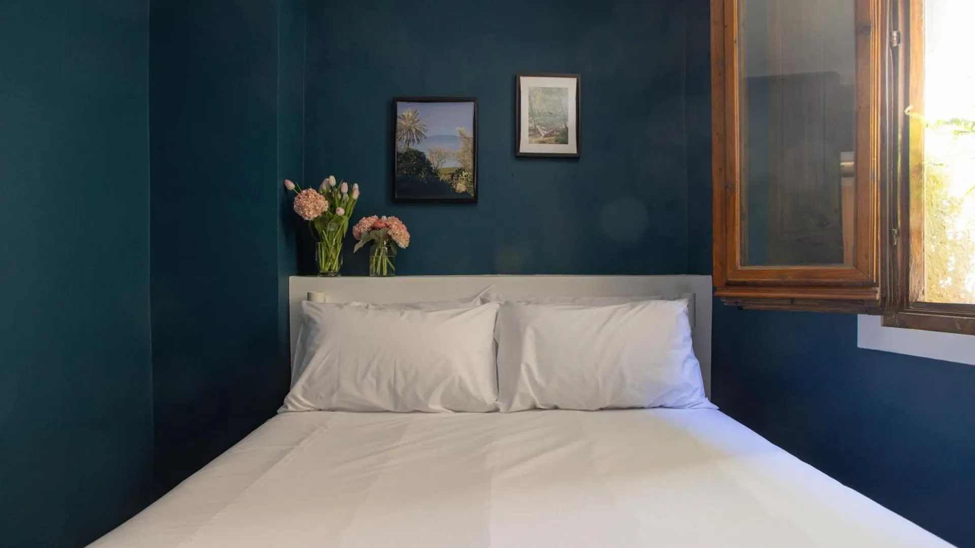 Hostal Sol Y K Barselona 2*,  İspanya