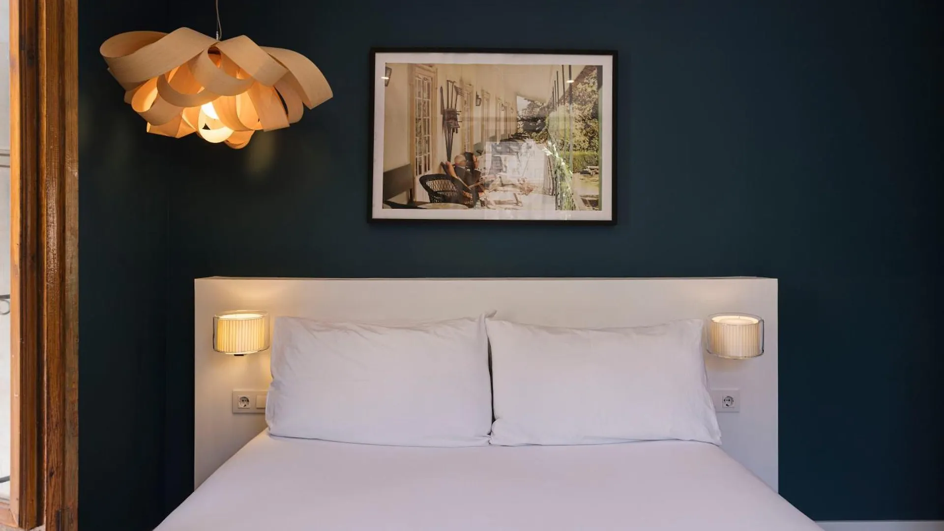 Hostal Sol Y K Barselona İspanya