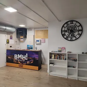https://bilbao-metropolitan-hostel-by-alda-hotels.sansebastianhotels.net